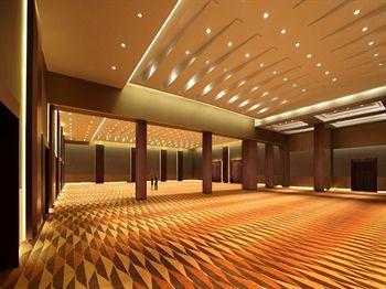 Santika Premiere Dyandra & Convention - Hotel