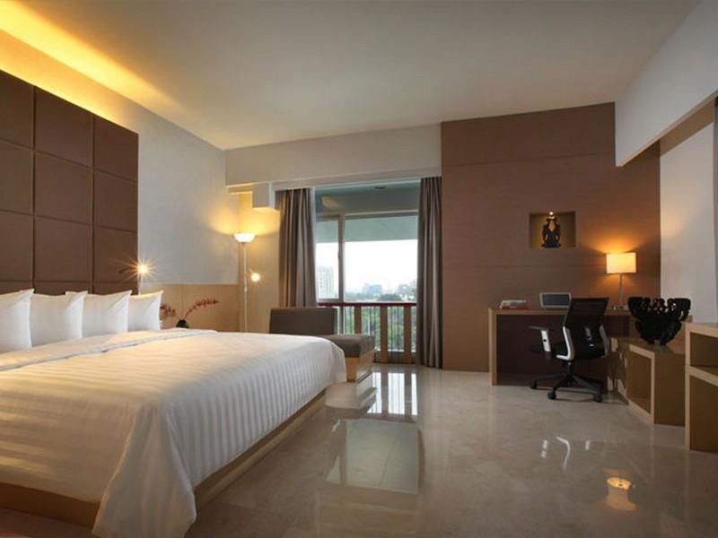 Santika Premiere Dyandra & Convention - Hotel 4*