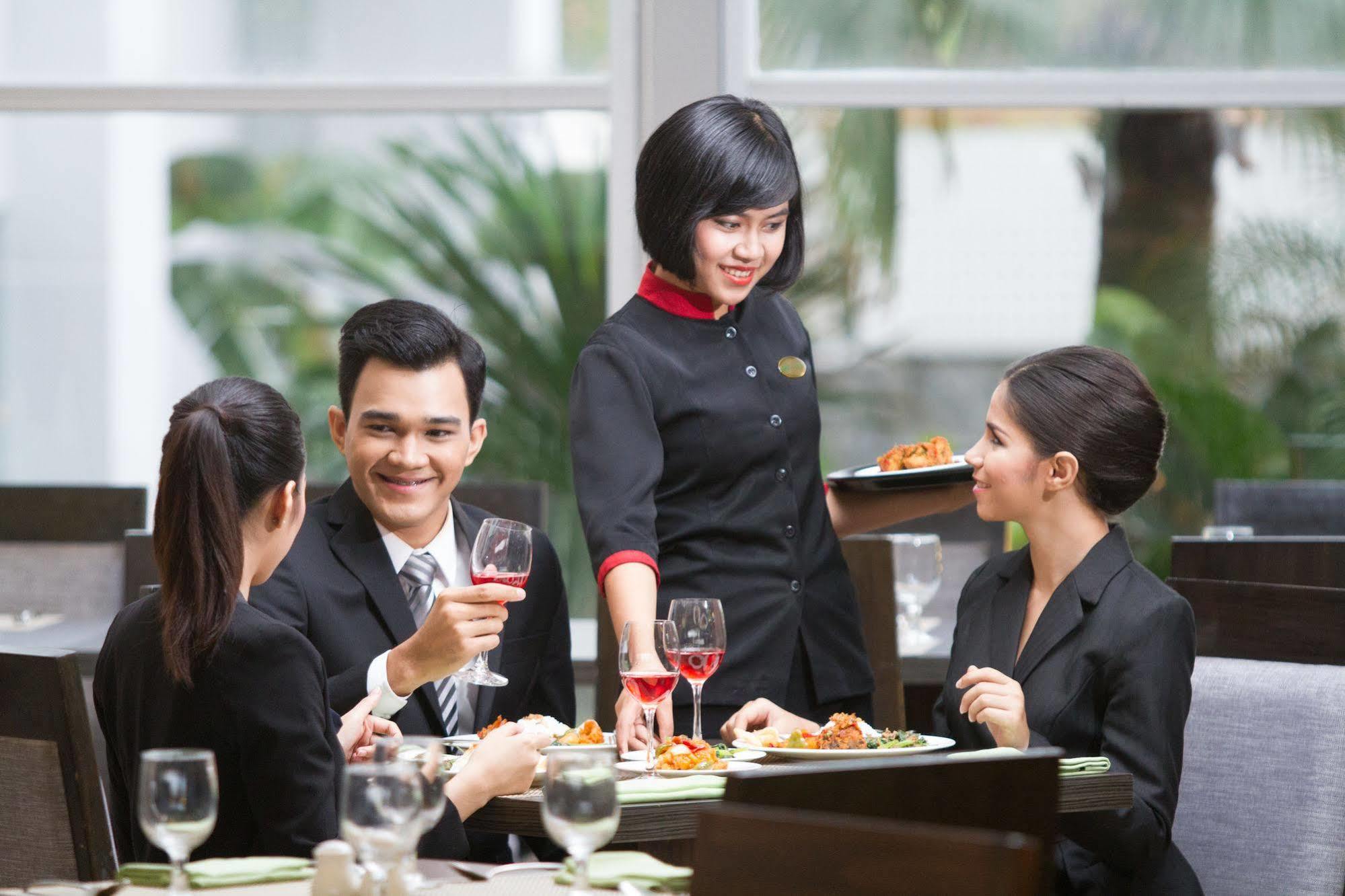 Hotel Santika Premiere Dyandra & Convention - Medan
